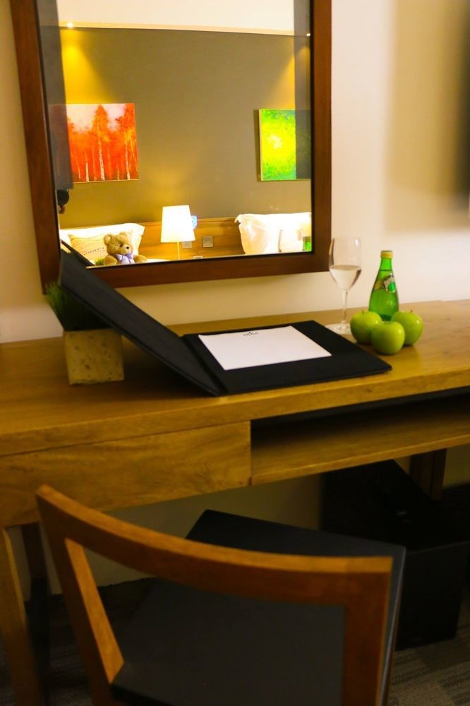 Escala Tagaytay Hotel Tagaytay City Ngoại thất bức ảnh
