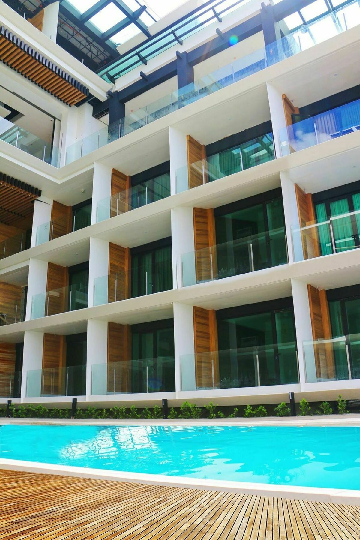 Escala Tagaytay Hotel Tagaytay City Ngoại thất bức ảnh